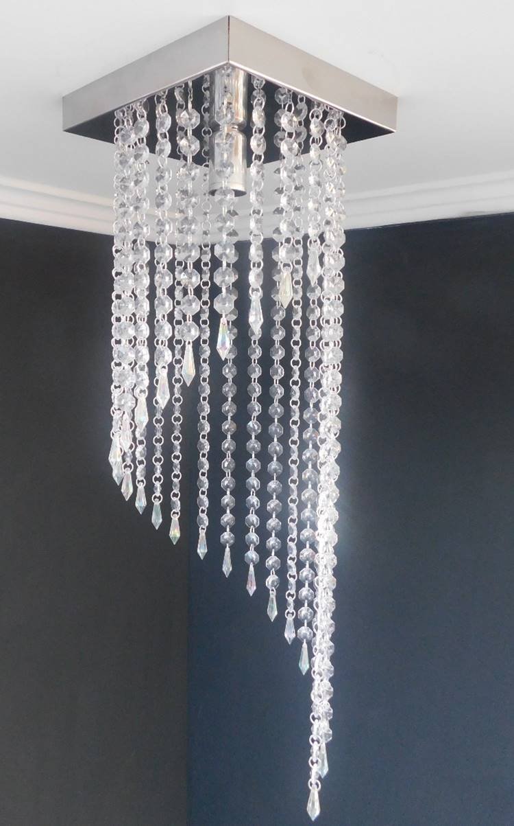 Wonderful crystal pendant for dining room.