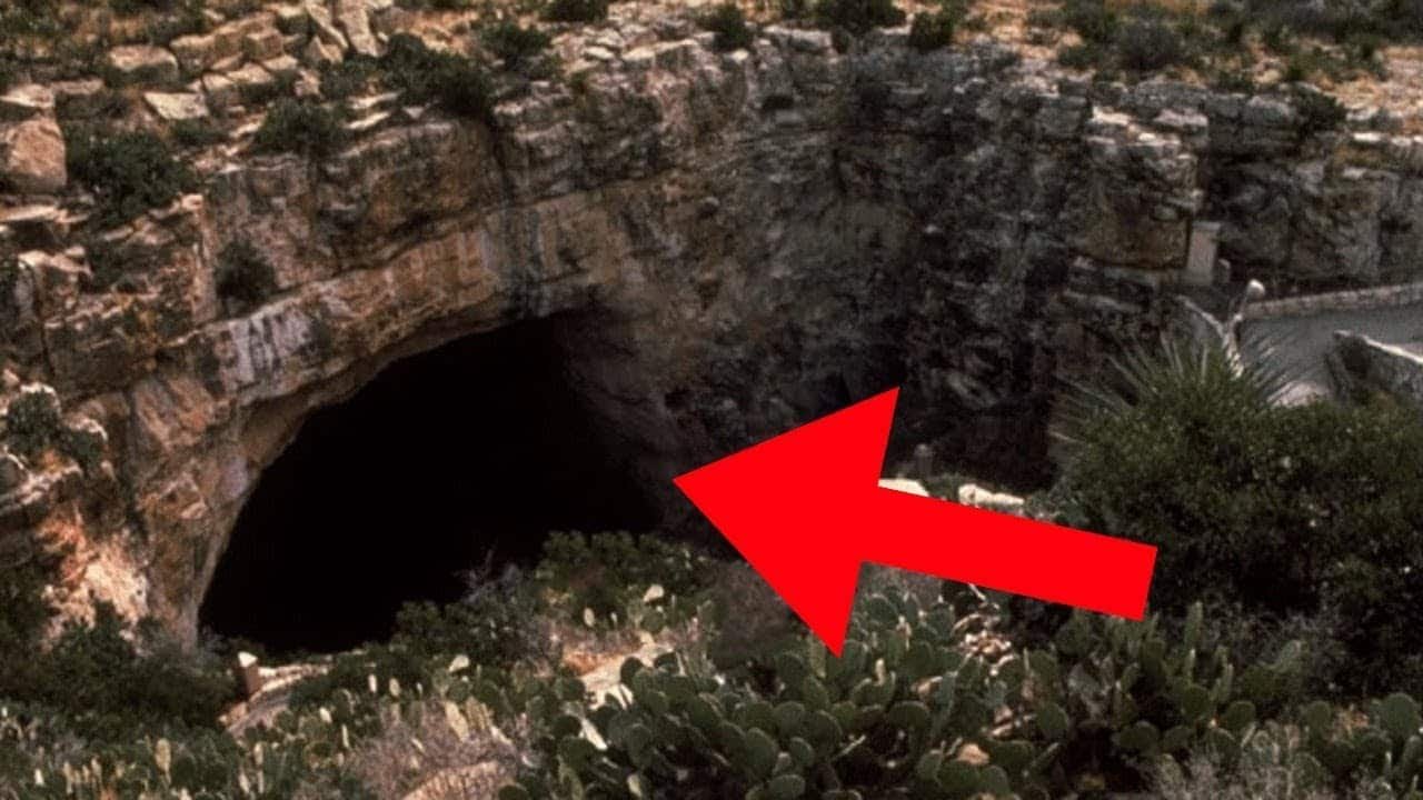 Um homem viu fumaça saindo de uma caverna e quando entrou chocou o mundo inteiro!